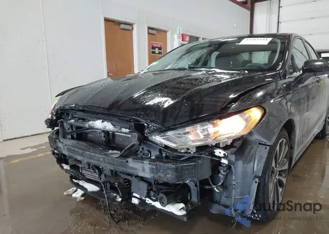 2020 Ford Fusion Se z USA, uszkodzony, nr VIN 3FA6P0T91LR126880